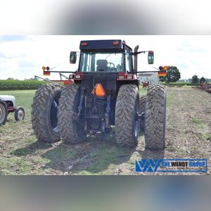 Case International 7130 Magnum tractor, MFWD, 18.4-42 rear tires, 16.9 R 28 front tires, 3 pt, 3 hyd remotes, 1000 pto, 18 speed, power shift, 8133 hrs, SN JJA0005309