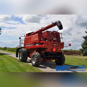 Case International 2588 AFS combine, 4 x 4, 30.5 L 32 drive tires, 18.4-26 rear tires, rock trap, field tracker, 2050 E/1645 rotor, AFS Pro 600 monitor, chaff spreader, SN HAJ300551