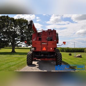 Case International 2588 AFS combine, 4 x 4, 30.5 L 32 drive tires, 18.4-26 rear tires, rock trap, field tracker, 2050 E/1645 rotor, AFS Pro 600 monitor, chaff spreader, SN HAJ300551