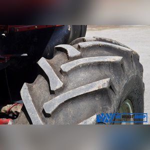 Case International 2588 AFS combine, 4 x 4, 30.5 L 32 drive tires, 18.4-26 rear tires, rock trap, field tracker, 2050 E/1645 rotor, AFS Pro 600 monitor, chaff spreader, SN HAJ300551