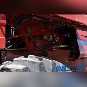 Case International 2588 AFS combine, 4 x 4, 30.5 L 32 drive tires, 18.4-26 rear tires, rock trap, field tracker, 2050 E/1645 rotor, AFS Pro 600 monitor, chaff spreader, SN HAJ300551