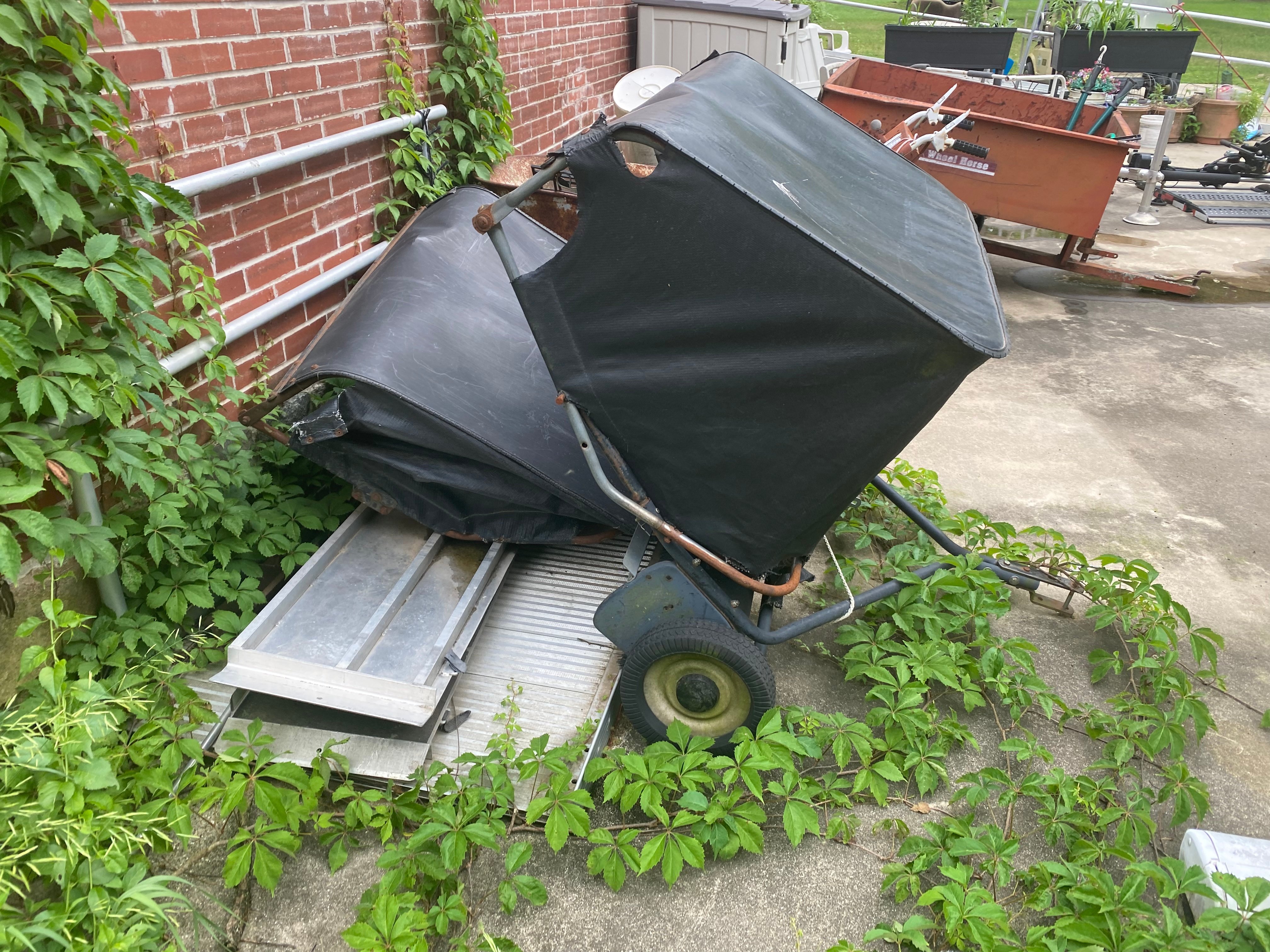 Photos