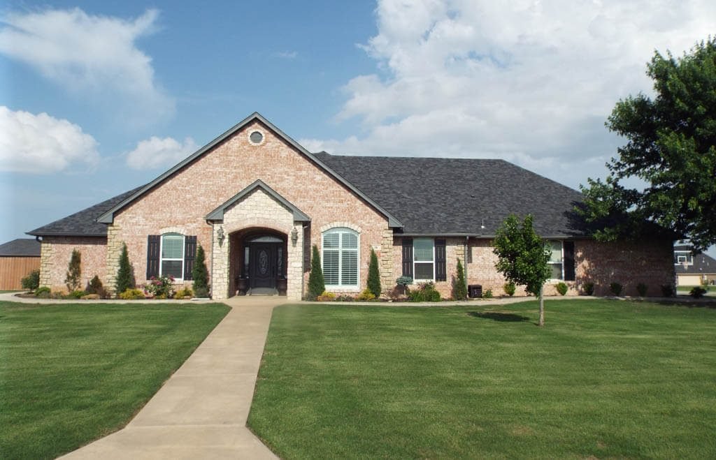 2,481 SQ.FT. BRICK HOME * NORTHWOOD ADDITION ENID OK