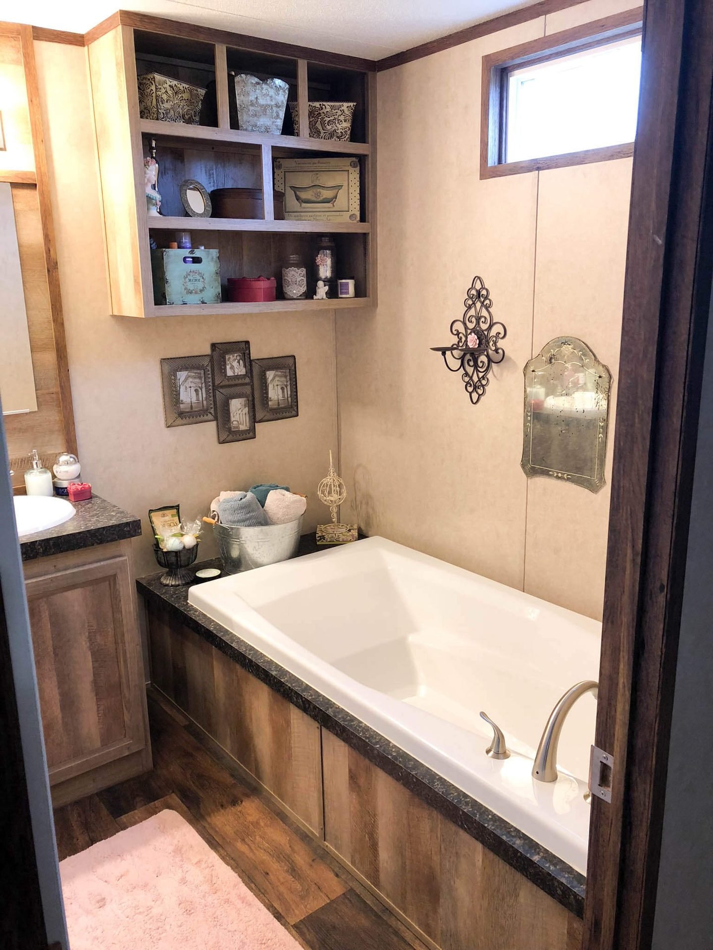 Photo 19