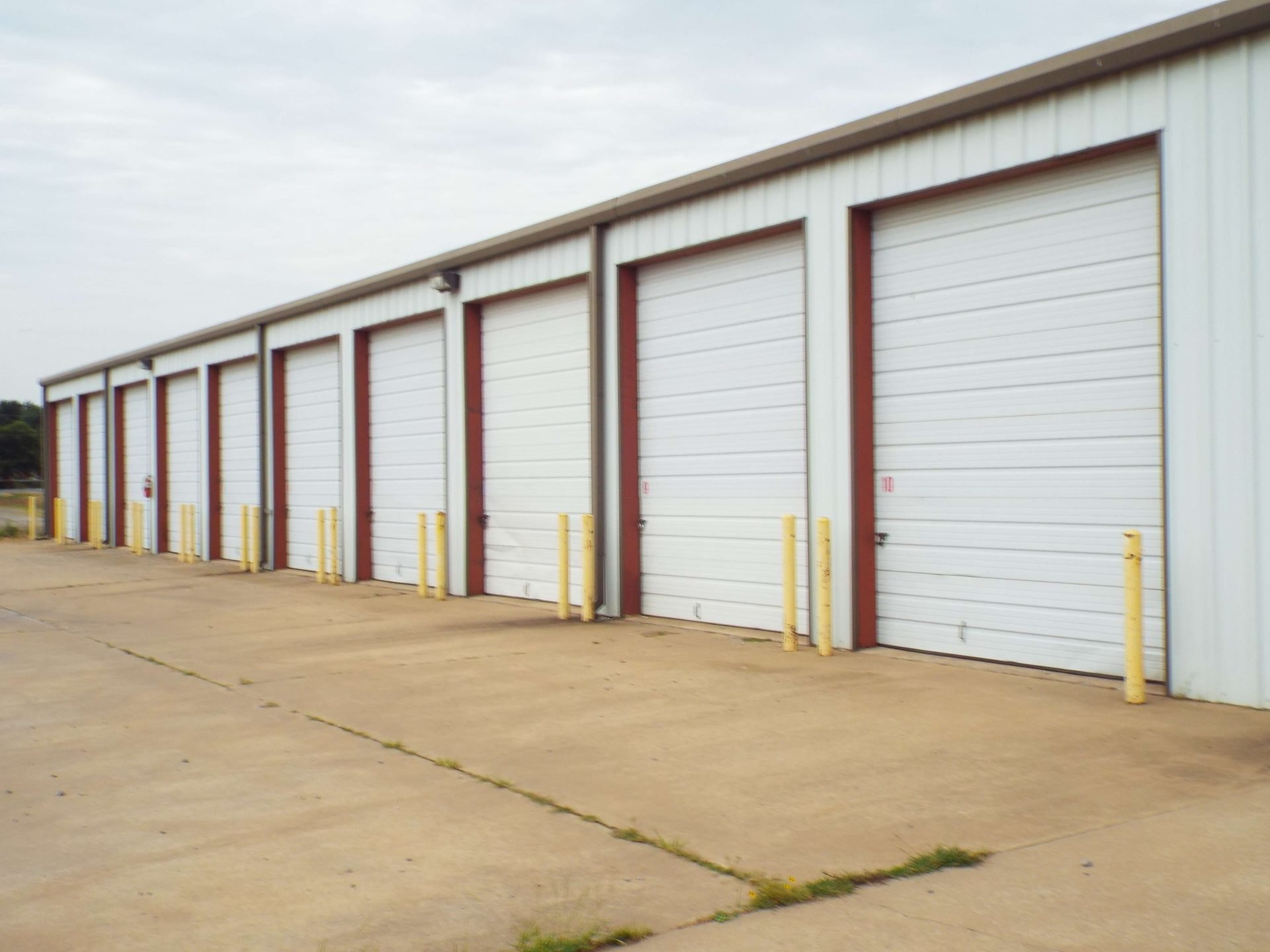 Storage 10 units Enid OK Income Producing!