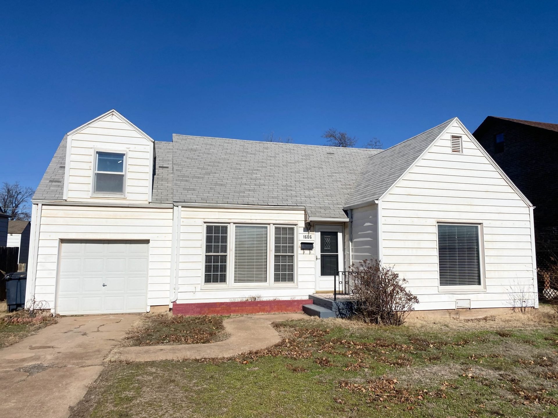 1606 E RANDOLPH AVE ENID OK * 3 BED 1 BATH HOME * MOVE-IN READY