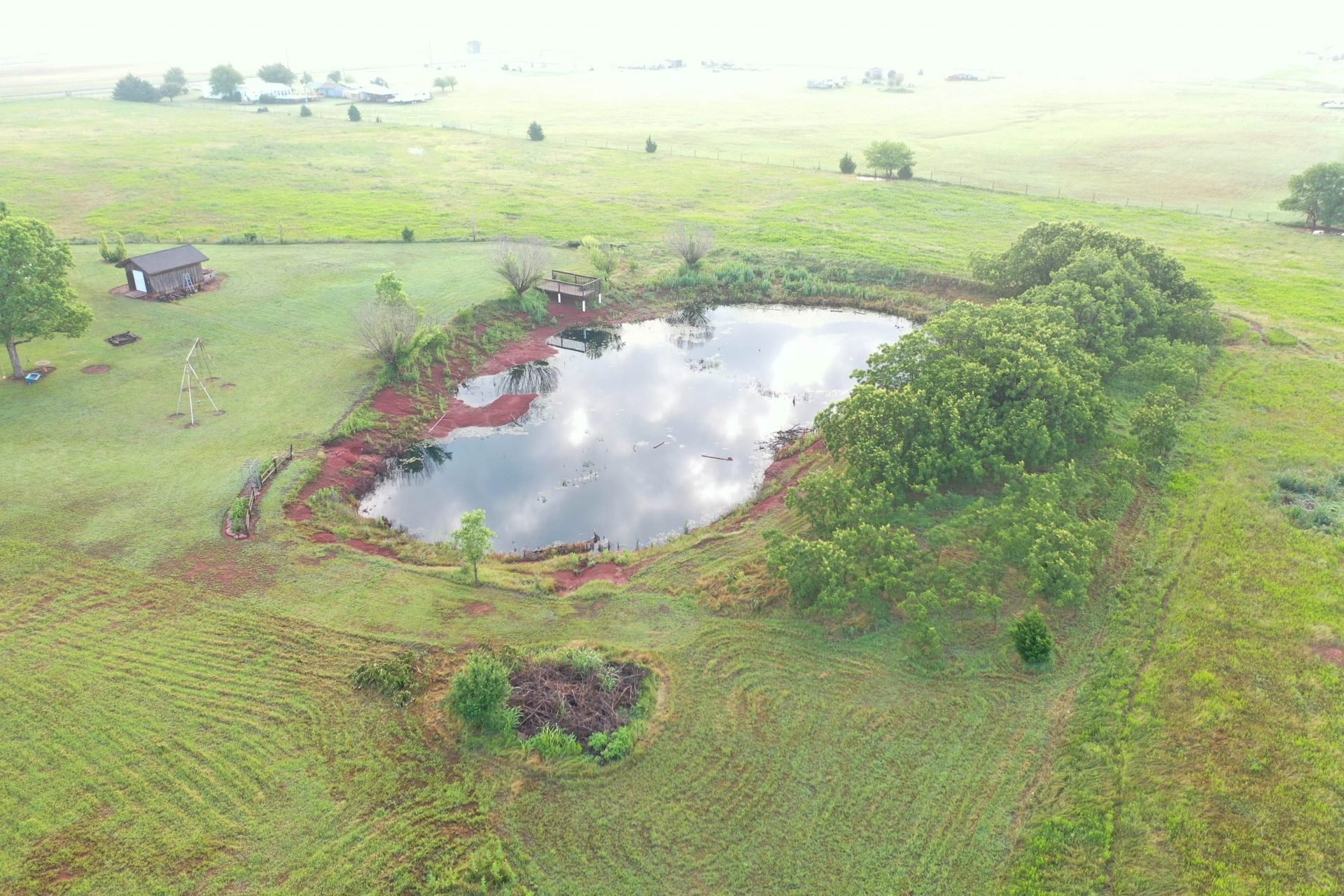 603 E FLYNN RD WAUKOMIS OK