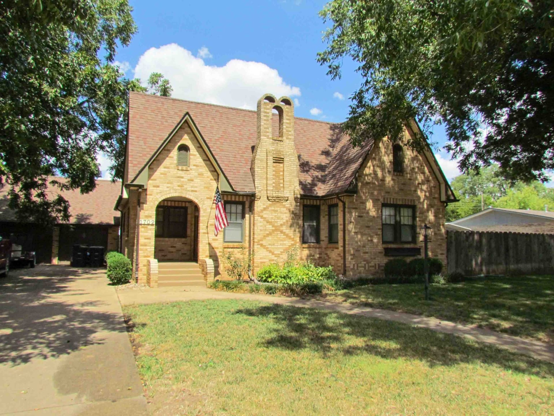 1702 E Cypress Enid OK 73701