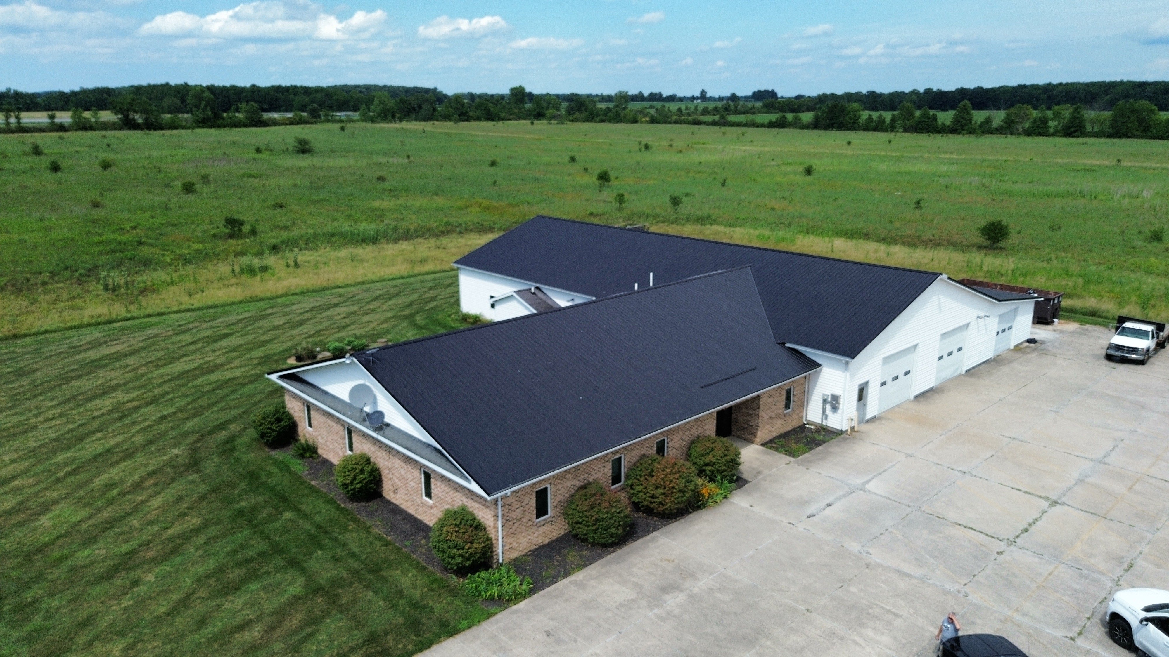 *UNDER CONTRACT* Traditional Listing- $299,000