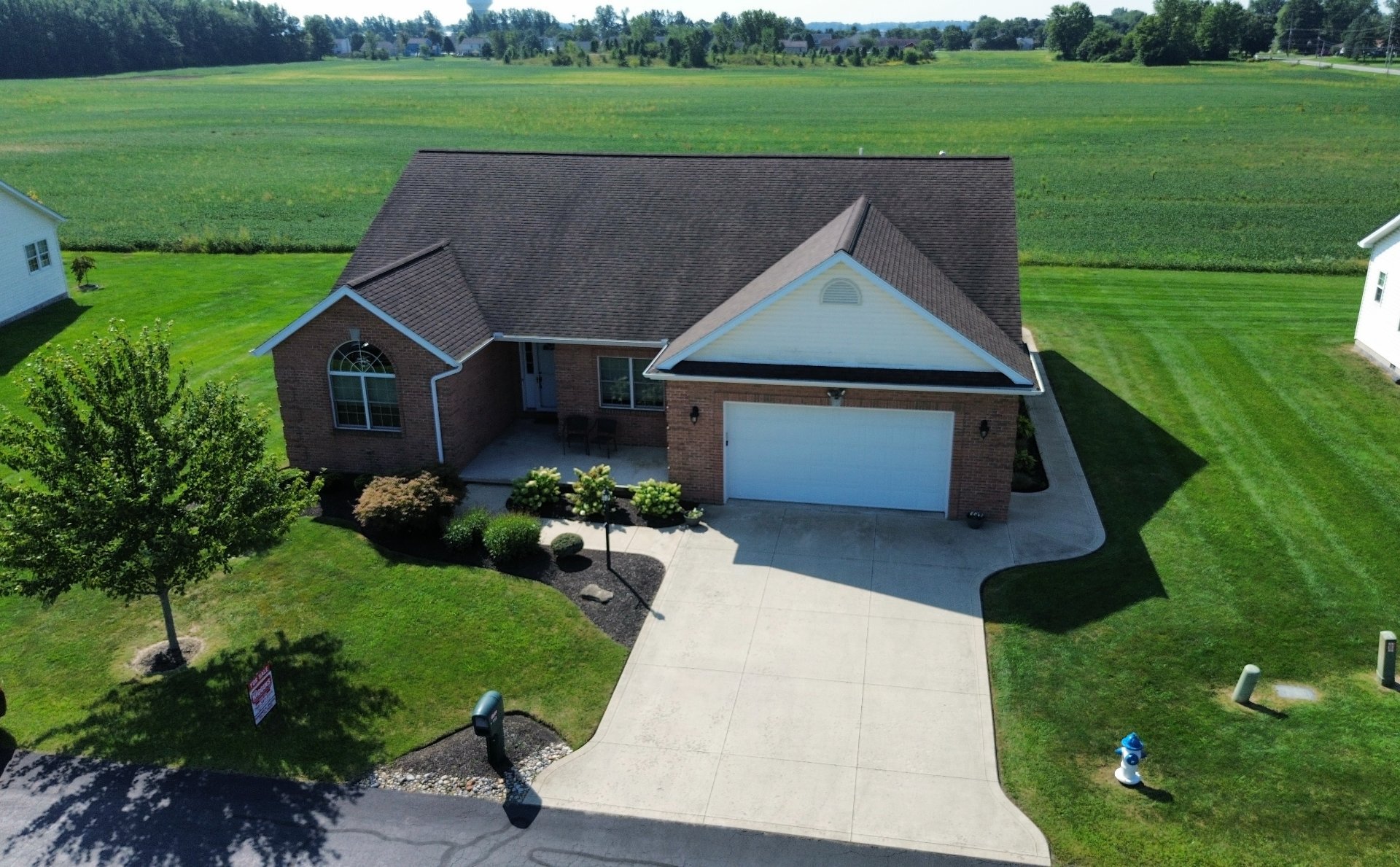 Traditional Listing- $419,000