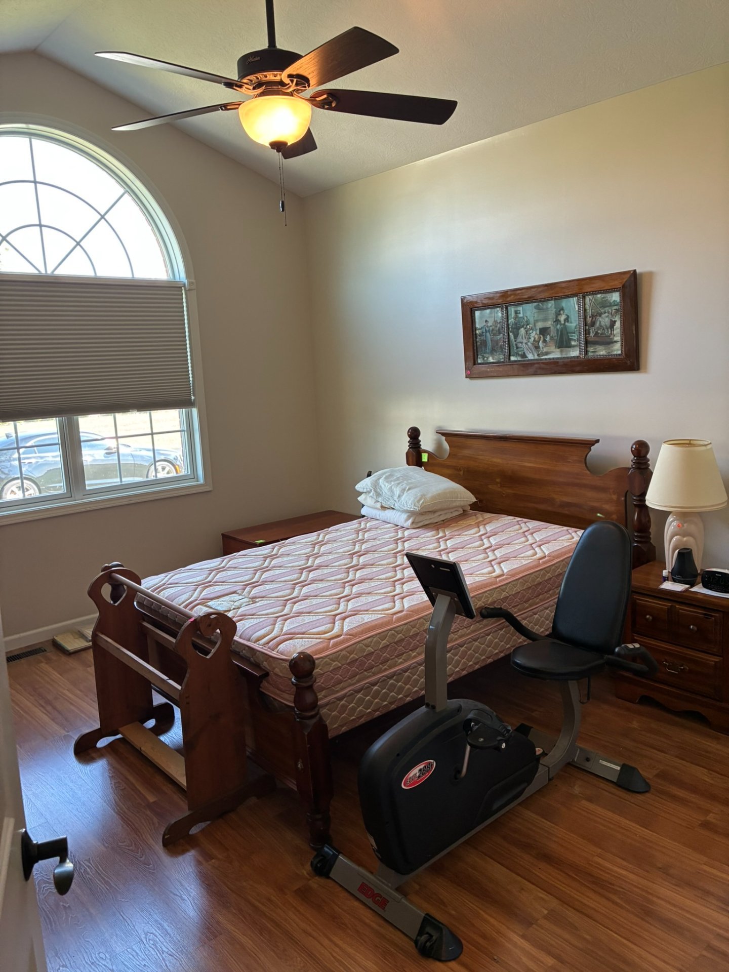 79fd8857-e9a2-42d6-ac64-1059309675a3.jpg
